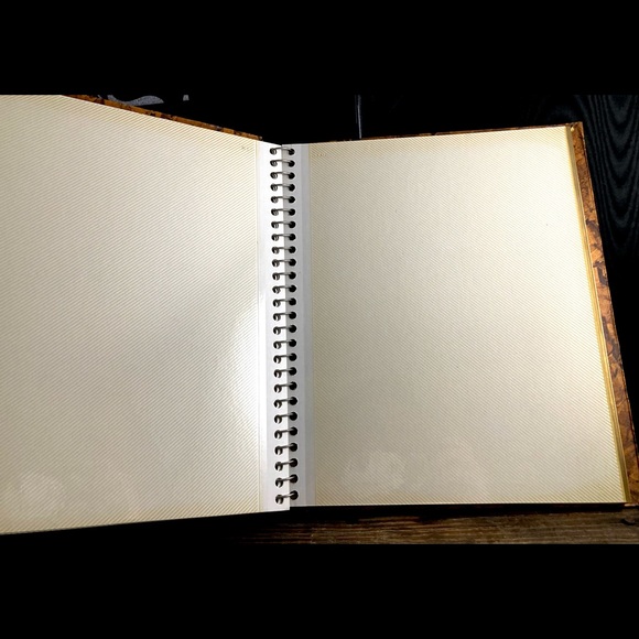 Vintage Mid Century Photo Album - Picture 9 of 10